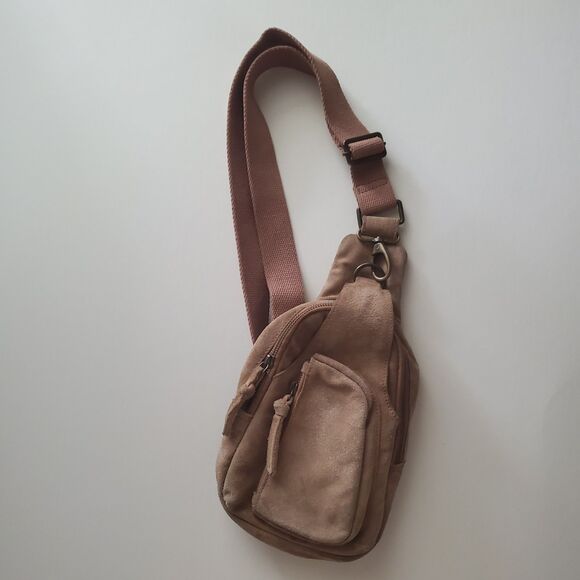 Free People Women’s Hudson Sling Bag Tan Suede Adjustable Strap Crossbody Brass - Picture 3 of 11